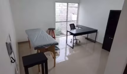 Sala comercial com 1 sala à venda no Centro, São José dos Pinhais , 27 m2 por R$ 230.000