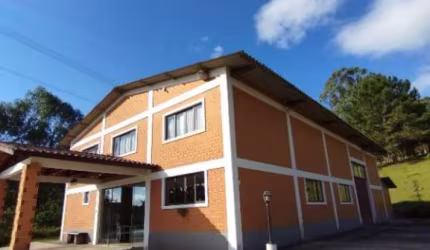 Barracão / Galpão / Depósito para alugar em Contenda, São José dos Pinhais , 500 m2 por R$ 9.900