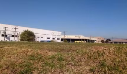 Terreno comercial para alugar no Cruzeiro, São José dos Pinhais  por R$ 11.000