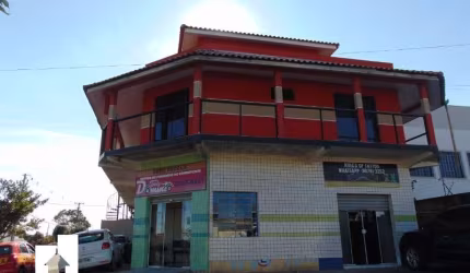 Casa comercial com 3 salas à venda no Pedro Moro, São José dos Pinhais , 246 m2 por R$ 1.900.000
