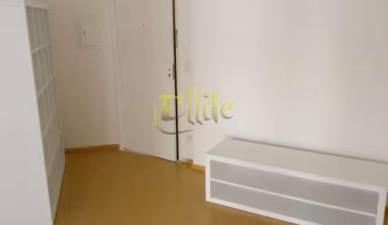 Apartamento semi mobiliado com 01 dormitório para locação no bairro Moema, São Paulo!