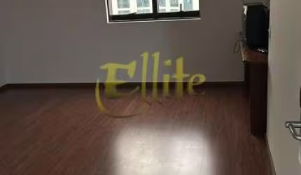 Flat em Moema, sem mobília com serviços! Próximo das Estações Eucaliptos e Moema Linha Lilás!