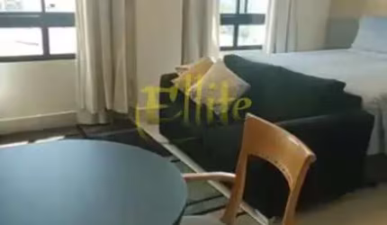 Flat para venda em Pinheiros, totalmente mobiliado com serviços, próximo ao Hospital das Clinicas!