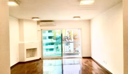 Apartamento semi mobiliado com 03 dormitórios para locação no bairro Aclimação, São Paulo!