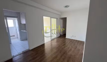 Apartamento sem mobília para locação de 02 dormitórios na região de Santo Amaro em São Paulo!