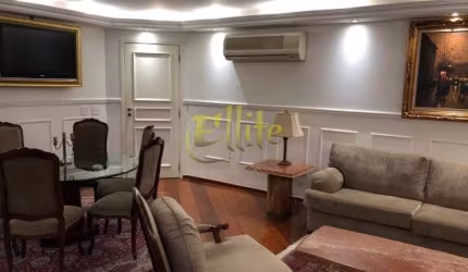 Apartamento mobiliado e reformado para locação, localizado em Moema, São Paulo.