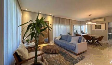 Royal Forest casa alto padrão em condomínio fechado para venda em Londrina