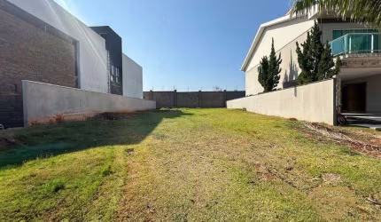 Alphaville 2 terreno para venda em condomínio fechado em Londrina Vivendas do Alvoredo