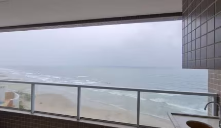 Residencial Iris - 2 dormitórios com 2 vagas - Frente Mar