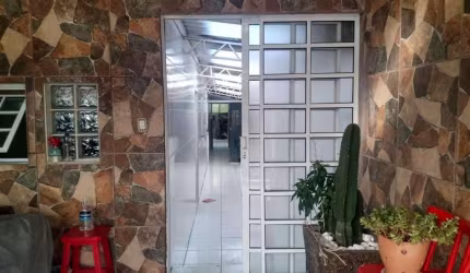 Casa com 2 dorms, Jardim Nova Poá, Poá - R$ 375 mil, Cod: CA1007