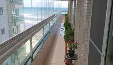 Apartamento com 3 dormitórios, 2 vagas em frente ao mar na Vila Caiçara!!!