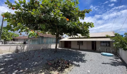 Casa com 4 quartos à venda na Rua Antonio Adolfo Cabral, 256, Gravata, Navegantes por R$ 850.000