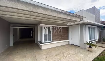 CASA COM PISCINA NA BONSUCESSO