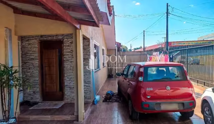 CASA À VENDA NO BOQUEIRÃO