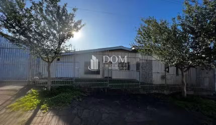 CASA COM SUÍTE NO DOS ESTADOS