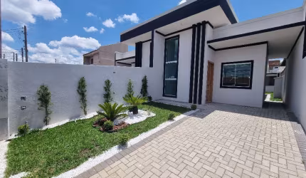 Casa com suíte no Santa Terezinha