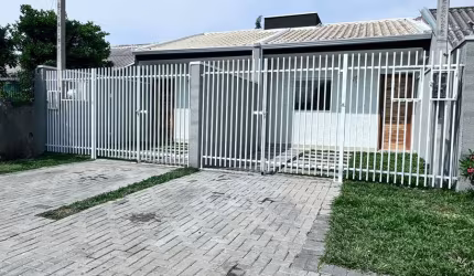 Casa com 02 quartos no Tatuquara
