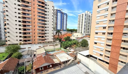 Apartamento 3 dormitórios no centro de Florianopolis SC