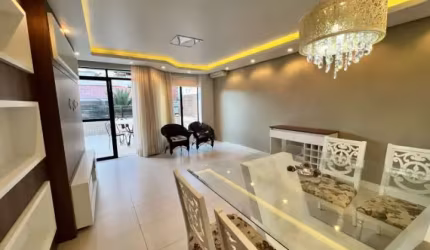 APARTAMENTO ALTO PADRÃO COM 3 SUÍTES E SACADA GOURMET NO CENTRO DE FLORIANÓPOLIS