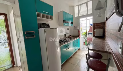 Apartamento com 2 dormitórios à venda, 65 m² por R$ 360.000,00 - Centro - Cabo Frio/RJ