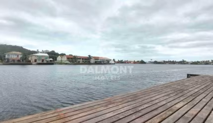 Ogiva - Cabo Frio - Casa alto padrão  - Canal Navegável