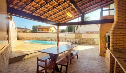 Casa Triplex com 3 dormitórios à venda, 145 m² por R$ 370.000 - Peró - Cabo Frio/RJ