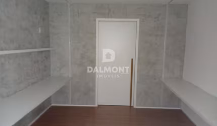 Centro - Cabo Frio/RJ - Sala comercial de 34 m², por R$ 350.000,00