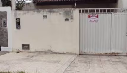 Casa em Parque Ipê  -  Feira de Santana