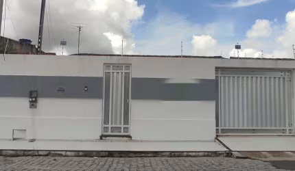 Casa em Brasília  -  Feira de Santana
