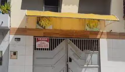 Casa em Calumbi  -  Feira de Santana