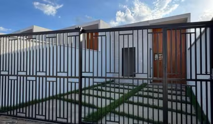 Casa em Mangabeira  -  Feira de Santana