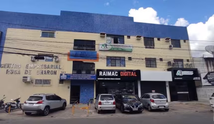 Loja no Centro Empresarial Rosa de Sharon - Feira de Santana
