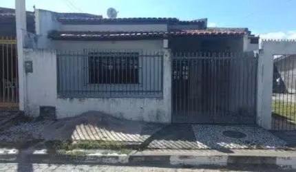 Casa em Parque Getúlio Vargas  -  Feira de Santana