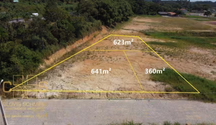 Terreno à venda, 1624 m² - na praia de Itajuba - Barra Velha/SC