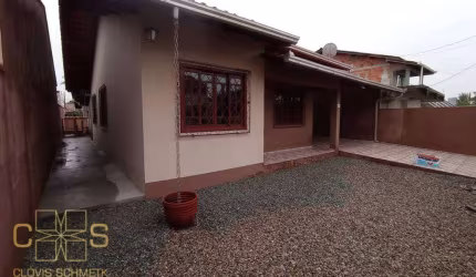 CASA ÚNICA NO TERRENO