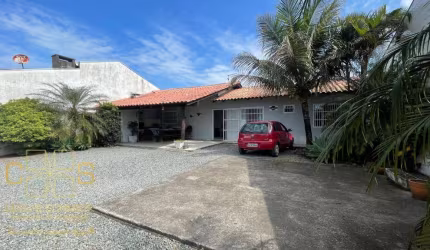 CASA UNICA NO TERRENO A VENDA