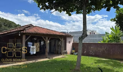 Casa única no terreno