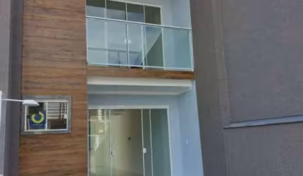 SOBRADO NO CENTRO DE PIÇARRAS