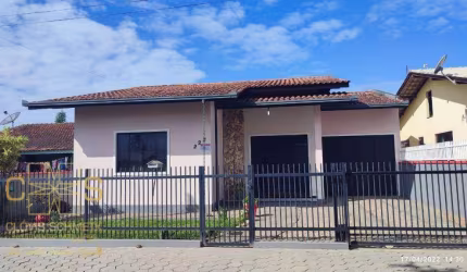 Casa com 3 dormitórios à venda, 135 m² por R$ 830.000,00 - Jardim Icaraí - Barra Velha/SC