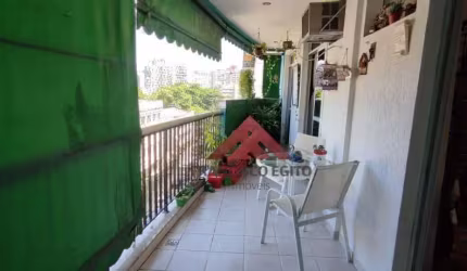 Apartamento com 2 quartos, suíte, varanda e vaga de garagem à venda e vaga por 450.000 - Vital Brasil -