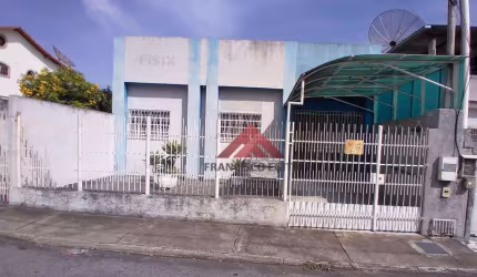 Casa à venda, 84 m² por R$ 550.000,00 - Paraíso - São Gonçalo/RJ