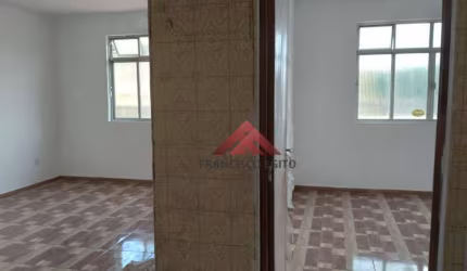 Sobrado com 2 quartos à venda, 114m por 370.000 mil reais - Mutuá - São Gonçalo RJ