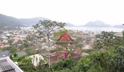 Casa com 4 dormitórios à venda, 250 m² por R$ 2.000.000,00 - São Francisco - Niterói/RJ
