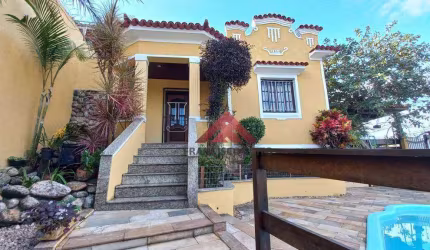Casa com 3 quartos à venda, 183 m² por R$ 650.000 - Largo do Barradas - Niterói/RJ