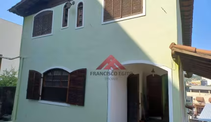 Casa com 3 quartos à venda, 234 m² por R$ 750.000 - Boaçu - São Gonçalo/RJ