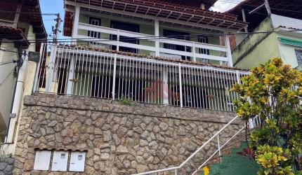 Casa com 3 quartos à venda, 143 m por  478.000 - Venda da Cruz - São Gonçalo-RJ