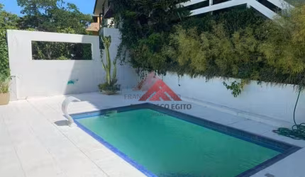 Casa com 4 quartos à venda, 360 m² por R$ 1.150.000 - Itaipu - Niterói/RJ