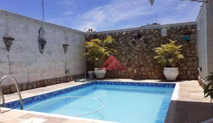 Cobertura com 3 dormitórios à venda, 300 m² por R$ 1.800.000,00 - Icaraí - Niterói/RJ