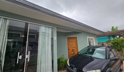 Casa com 3 dormitórios no Rio Vermelho