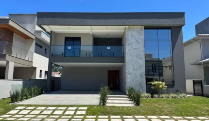 Linda casa com 4 dormitórios em condomínio fechado